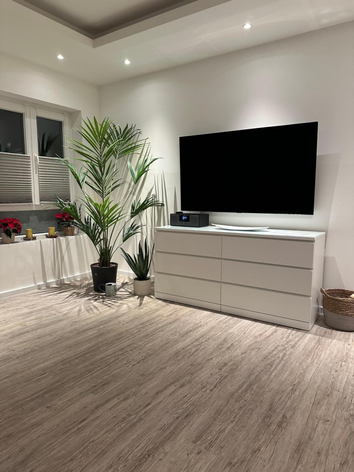 Apartamento Am Kleinen Muehlenteich - Zentrale Ruhige Lage Mit Parkplatz Und Fahrraedern Flensburgo Exterior foto